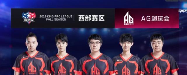 待他在接下